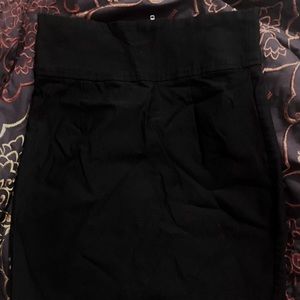 3/$15 Ambiance Stretchy skirt-Size Small